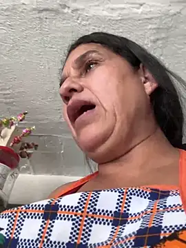 siri duque online show from June 1, 6:20 pm