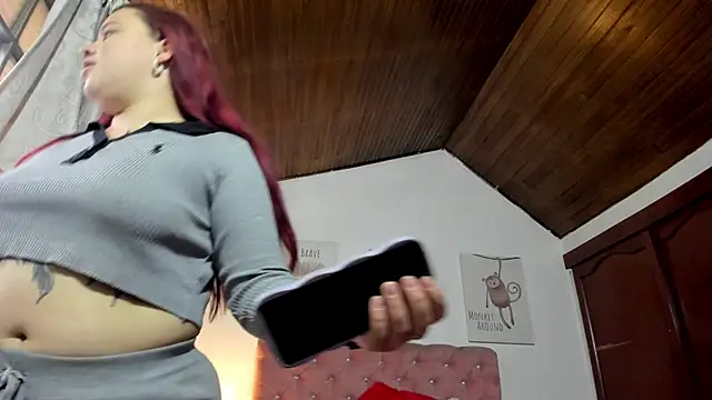 CelessteRedds online show from April 6, 11:22 am