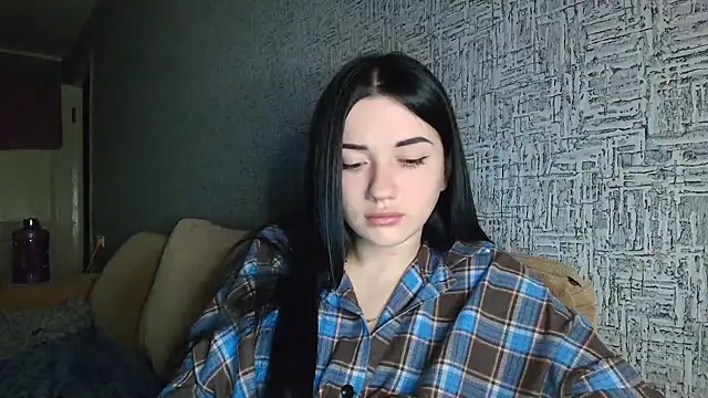 Liana diva online show from February 21, 4:30 pm