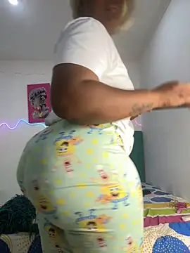 Lilybaudinx96 online show from April 14, 5:18 am