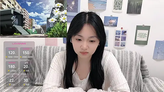 Snapshot of LiLiYbaby chatting on September 15, 7:16 am LiLiYbaby online show from September 15, 7:16 am