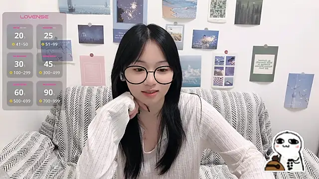 Snapshot of LiLiYbaby chatting on September 21, 7:51 am LiLiYbaby online show from September 21, 7:51 am