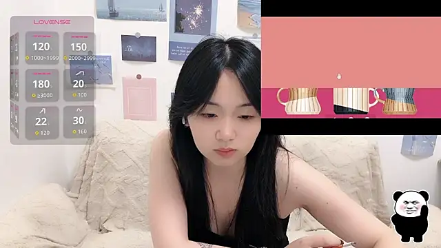 Snapshot of LiLiYbaby chatting on October 18, 9:34 am LiLiYbaby online show from October 18, 9:34 am