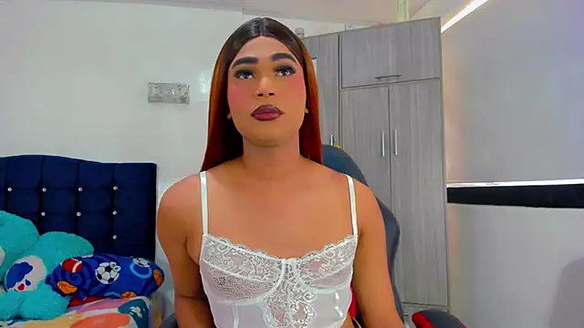 Hellen moons   online show from September 20, 7:23 pm