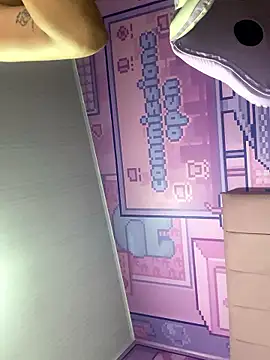  18 laura online show from November 23, 4:15 am