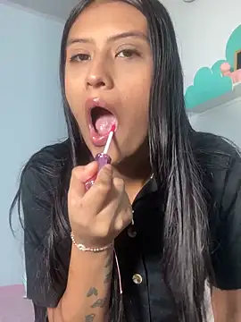  18 laura online show from November 22, 4:04 am