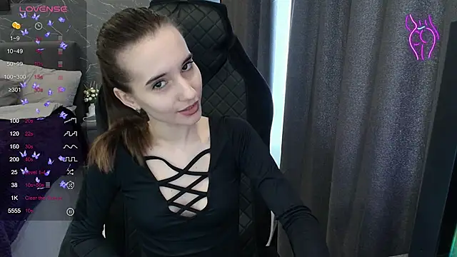 Alice Weiss online show from April 6, 10:38 am