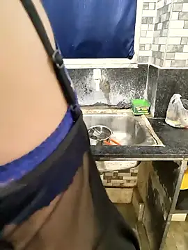 beby girLL online show from April 9, 6:41 am