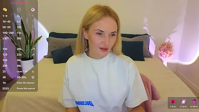 AlisssaRose online show from December 3, 10:01 pm