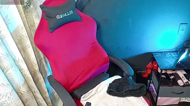 sweetdam12 online show from February 16, 8:20 pm