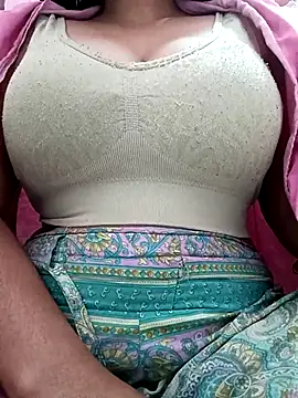 cute-mahek online show from November 25, 12:07 pm