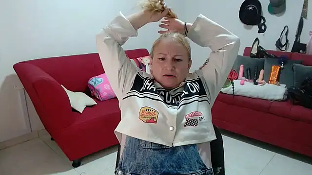 emperabigbootybigass online show from February 18, 12:48 pm