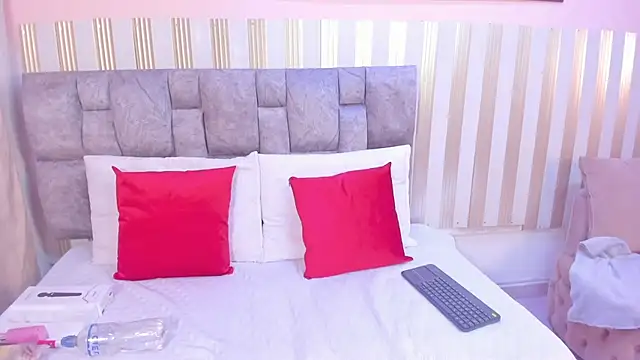 nova lane online show from March 13, 8:21 pm