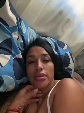 KatalinnaBrown online show from June 16, 11:44 am