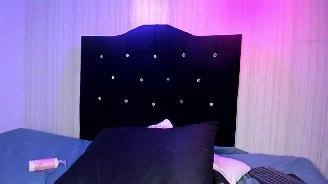 miku katsuragi online show from November 4, 4:39 am