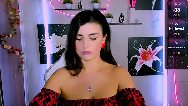 KayWuds online show from December 18, 2:33 pm