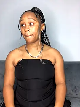 Pearl 00 online show from September 28, 4:45 pm