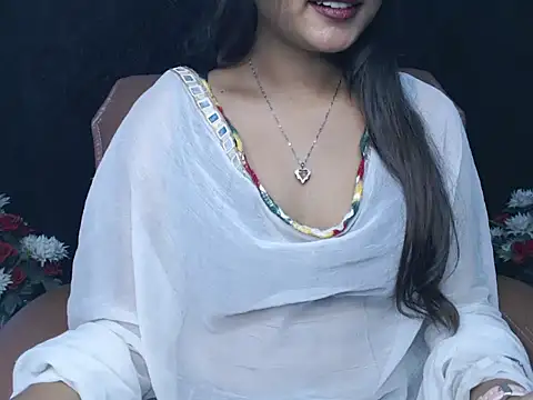 Wish Queen online show from October 5, 7:08 pm