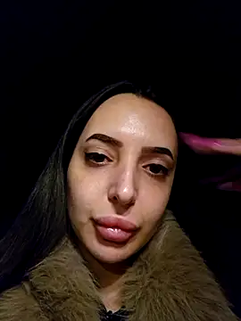 TiffanyPeretz online show from December 18, 9:41 pm