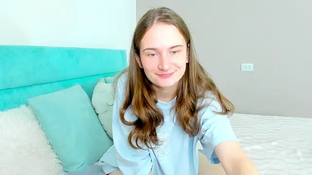 Snapshot of L1ittle_kitty_ chatting on September 28, 5:36 am L1ittle kitty  online show from September 28, 5:36 am