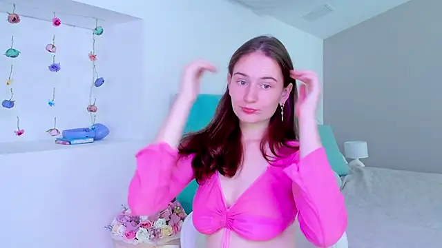 Snapshot of L1ittle_kitty_ chatting on September 25, 5:50 am L1ittle kitty  online show from September 25, 5:50 am