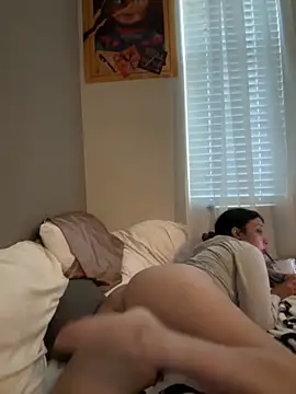 lonelylexxxie online show from October 23, 4:02 pm