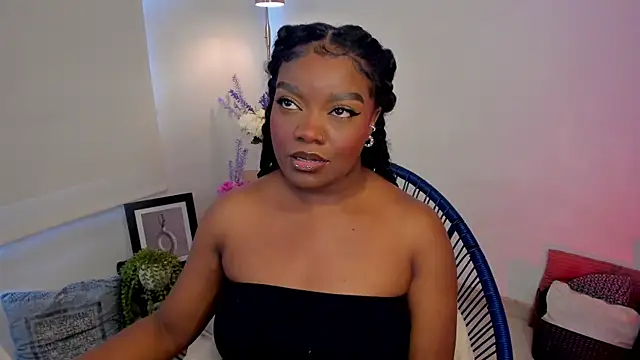 Im Maria online show from October 29, 5:15 pm