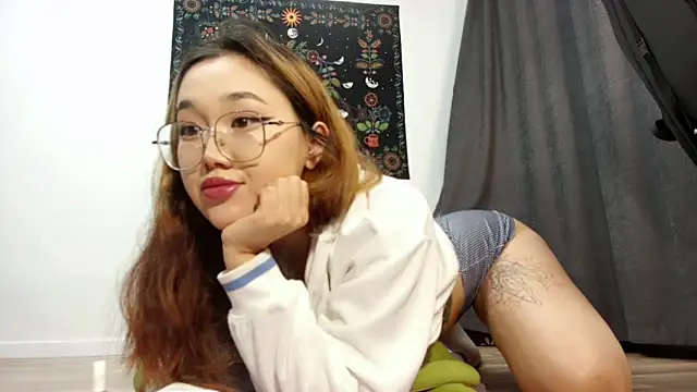 Jennatyan online show from October 14, 1:57 pm