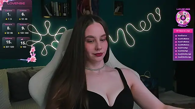 katie taylorr online show from May 10, 11:29 pm