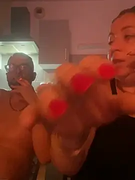 Lyannabuena69 online show from July 14, 12:44 am