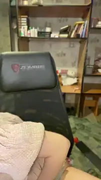 lalallalalaa- online show from April 29, 2:20 pm