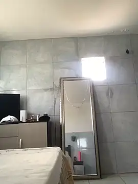 Gabrielleof online show from December 5, 1:12 pm