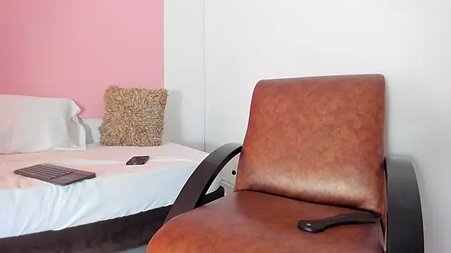 andyylove jk online show from January 16, 2:13 pm