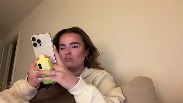 maisiesmithx online show from March 31, 7:03 pm