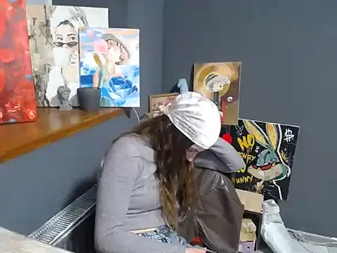 felicity gold online show from April 15, 7:09 am