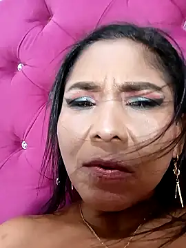 Tifanny Love33 online show from October 17, 10:57 pm