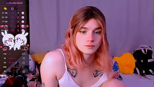 Alice Hells online show from November 23, 1:24 pm