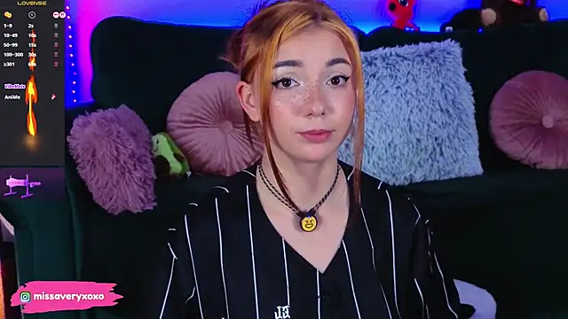 Avery-- online show from April 8, 4:58 am