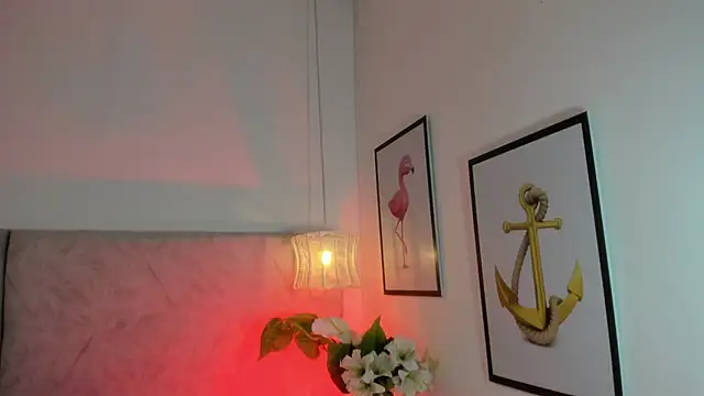 naomiii   online show from March 21, 11:37 am