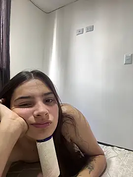 abigail monore  online show from January 7, 4:21 pm