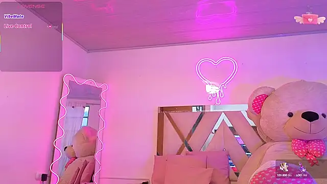 Jazmin tay online show from September 16, 12:13 pm