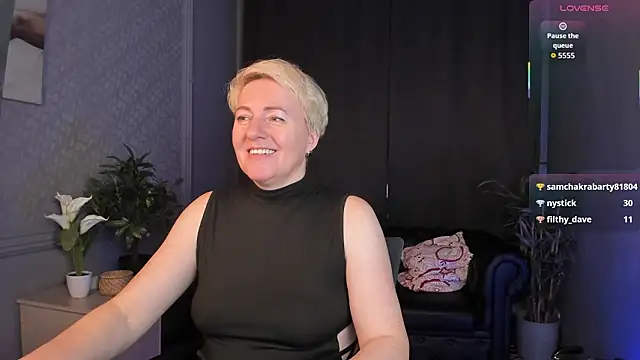 Nika Smit online show from March 1, 9:31 am