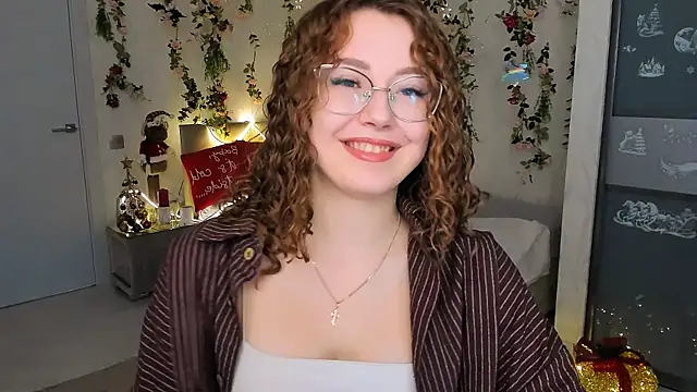 SereneFlame online show from December 14, 10:10 am