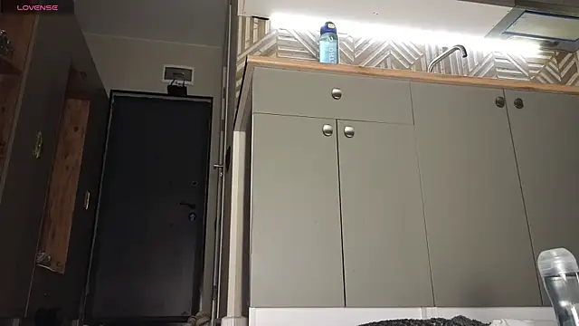 hoshina sayeri online show from September 21, 8:07 pm