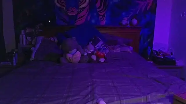 tattoomilf86 online show from February 7, 8:56 pm