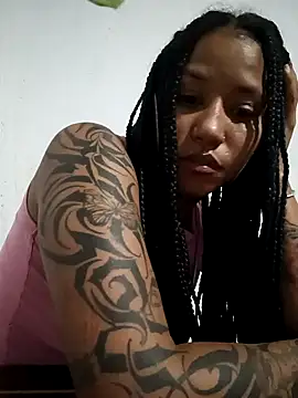 Snapshot of devi_black13_ chatting on September 23, 11:25 pm devi black13 online show from September 23, 11:25 pm