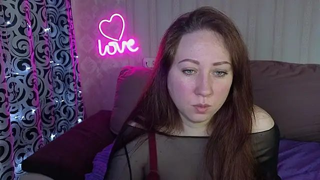 KellyCrystall online show from March 25, 2:17 am