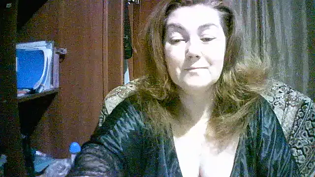 Snapshot of Madame-Butterfly chatting on October 20, 12:41 pm Madame-Butterfly online show from October 20, 12:41 pm