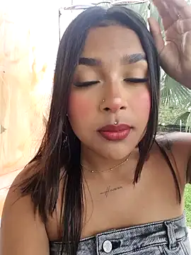 Snapshot of Mariangel_11 chatting on October 22, 2:11 pm Mariangel 11 online show from October 22, 2:11 pm