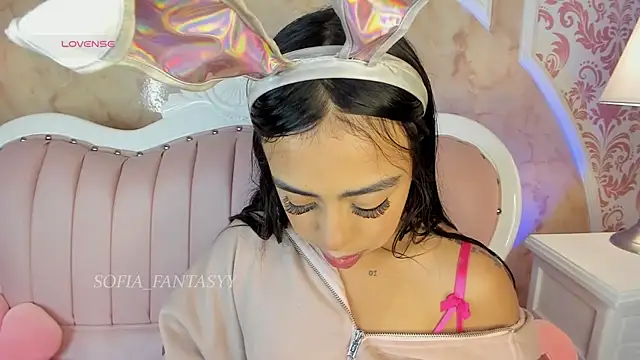 Sofia fantasyy online show from December 19, 12:52 pm